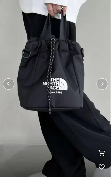 THE NORTH FACE 블랙 숄더백
