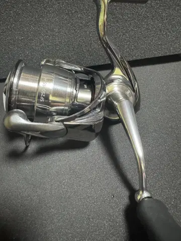 다이와(DAIWA) 22 이그지스트 SF2500SS-H
