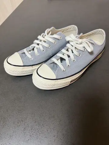 Converse 그레이 로우컷 스니커즈