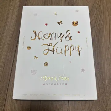 TWICE Merry& Happy monograph 트레이딩 카드 포함