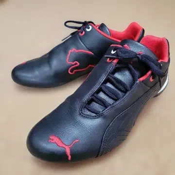 푸마 페라리 PumaFerrari 콜라보 스니커즈 블랙/레드