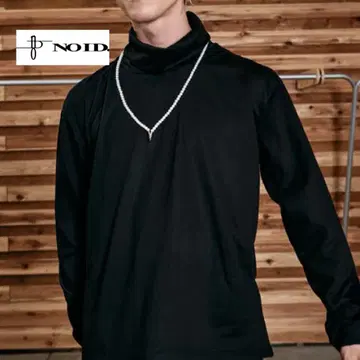 NO ID. 프린트 터틀넥 롱T / 노아이디