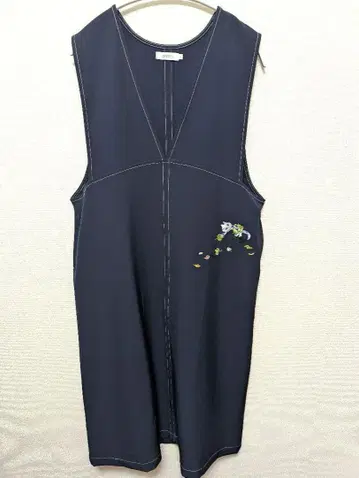 graniph 11마리 고양이 자수 네이비 원피스