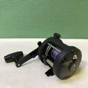 메33 SHIMANO TITANOS GT2000 카본 스피닝 릴