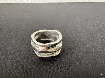 [ 21호 ] GARNI 크로커리 트리플 링 SV925