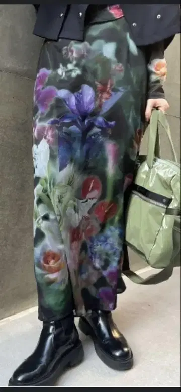 Ameri SMOKE FLOWER SHEER TIGHT SKIRT