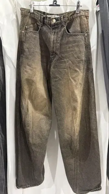 NVRFRGT 3D TWISTED WIDE LEG JEANS