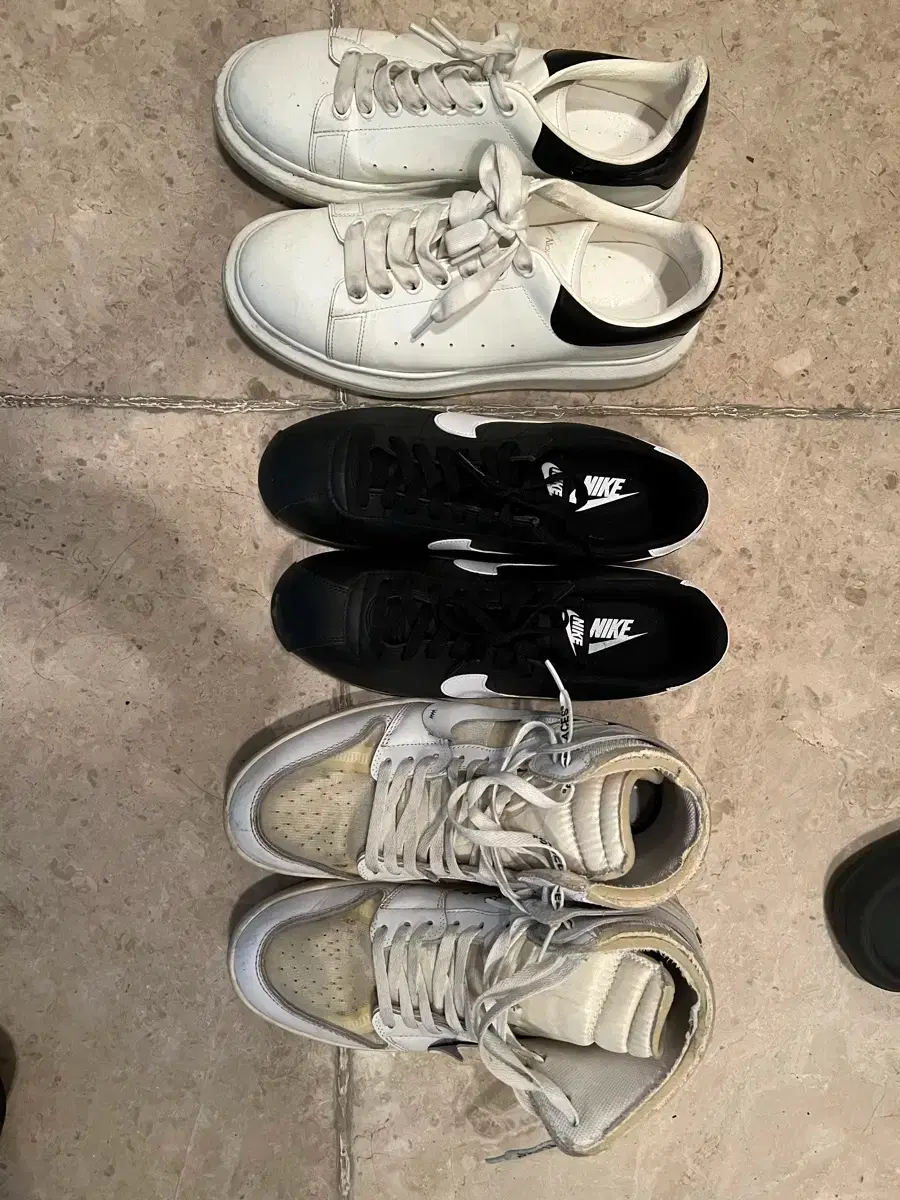 Luxury shoes, 3 items in bulk