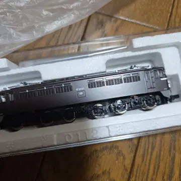 EF65 57 N게이지 철도 모형 브라운