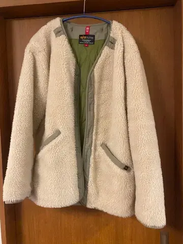ALPHA INDUSTRIES 플리스 자켓 M 사이즈 크림
