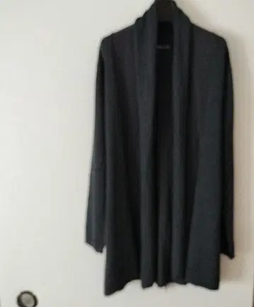 ZARA 다크 그레이 긴팔 가디건