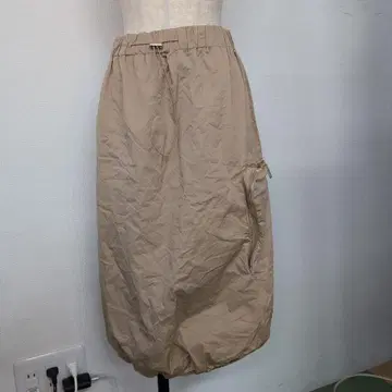 3582 베이지 벌룬 실루엣 롱 스커트