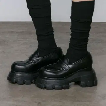 EMODA 탱크 밑창 벌키 로퍼