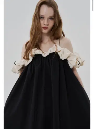 [ 정품 ] THETOE Erie frills Onepiece M 사이즈
