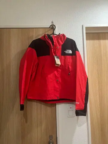 THE NORTHFACE GORETEX 여성용 윈드브레이커 M 사이즈