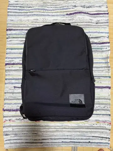 THE NORTH FACE 셔틀 데이팩 / 블랙 / 출퇴근 통학에 최적