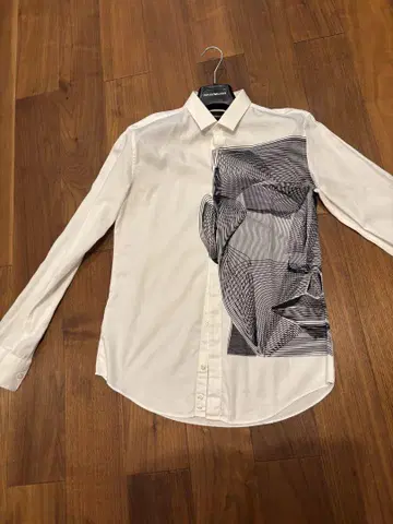 EMPORIO ARMANI 화이트 긴팔 셔츠
