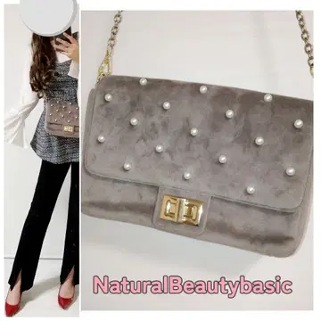 NaturalBeautybasic 펄 체인 벨로아 숄더백