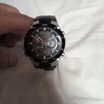 CASIO 남성용 시계 EDIFICE EQW-M1100 손목시계