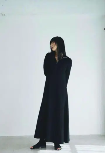 few, 료카 하프 지퍼 롱 리브 니트 원피스 드레스