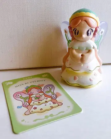 AAMY Miss Butterfly 카드 포함 피규어