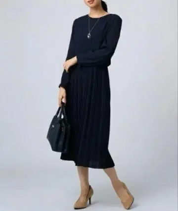 택 포함 새상품 언타이틀 플리츠 원피스 블랙