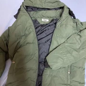 FILA 후드 부착 다운 자켓 3L 올리브 그린