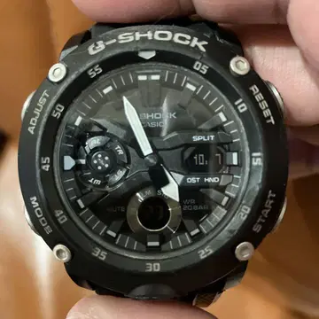 G-SHOCK ga2000