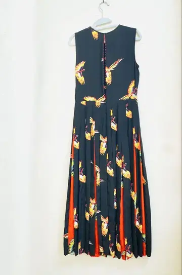 DVF 다이앤 폰 파스텐버그 봉황 프린트 화려한 플리츠 원피스