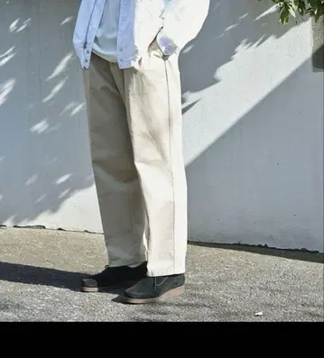 주말 한정판 가격 인하 캡틴선샤인 BERNARD ZINS 별주 치노