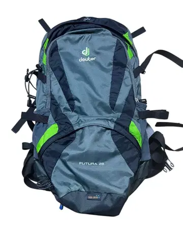 deuter FUTURA 28 백팩 그레이/그린