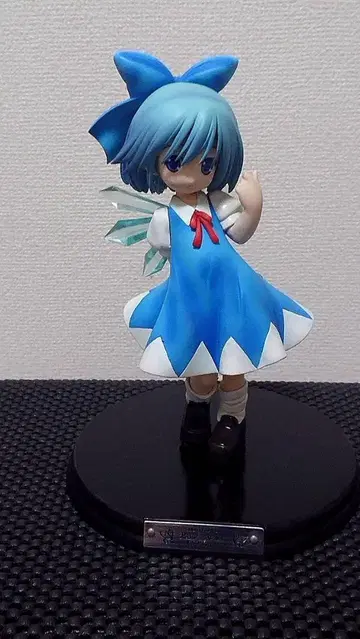 동방Project 얼음 정령 치르노 PVC 피규어 약 15cm