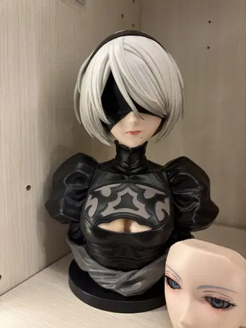 2B 아트 스케일 피규어