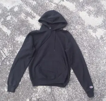 Champion 블랙 후드티 ECO AUTHENTIC