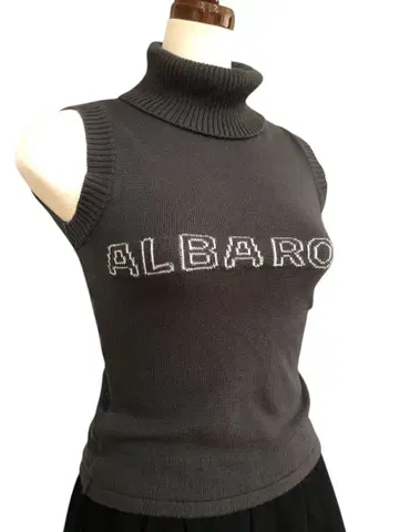 알바 로사 ALBAROSA 로고 슬리브리스 니트