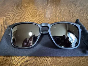 Oakley Latch Square 프리즘 렌즈