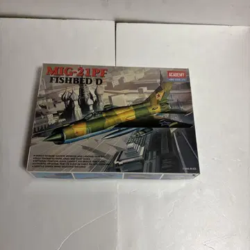 MiG-21PF Fishbed D 1/48 Academy