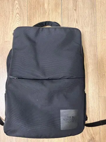 THE NORTH FACE 블랙 백팩