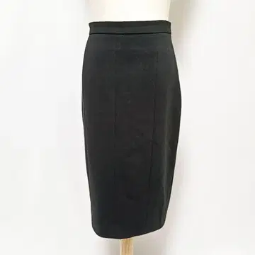 모스키노 치프앤시크 타이트 스커트 무릎 기장 블랙 I40 GB8