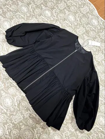 coca 소매 벌룬 페플럼 자켓 택 포함 새상품 블랙 M