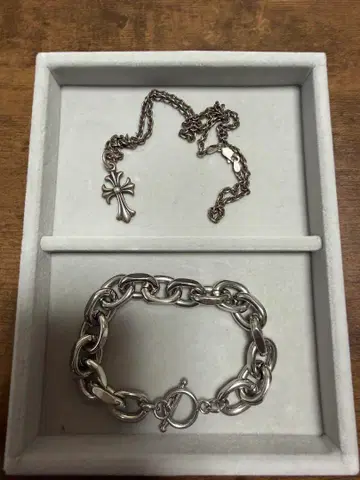 실버 크로스 목걸이 & 체인 팔찌 세트