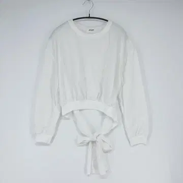 pinkpink. 크롭 기장 화이트 리본 디자인 긴팔 상의