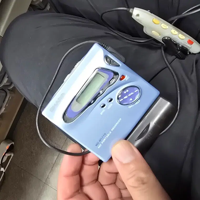 SHARP | 샤프 Sharp MD Player MD-MT770 Blue on Bunjang Global Site.