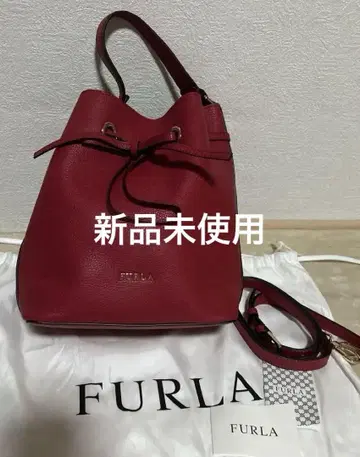 미사용 새상품 FURLA 인기 복조리형 백 코스탄자
