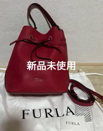 미사용 새상품 FURLA 인기 복조리형 백 코스탄자