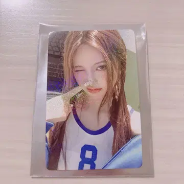 izna NOT JUST Pretty 2장 동시 구매 혜택 홀로그램 지민