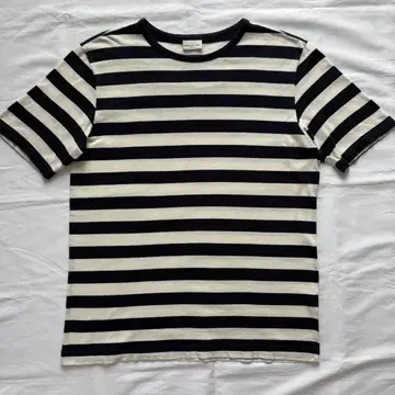 DRISE VAN NOTEN / 보더 티셔츠