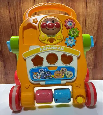 호빵맨 잘 크는 워커 밀기 자동차 보행기