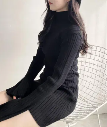 Heather 소매 플레어 핏 니트 원피스