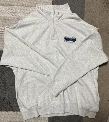 THRASHER 그레이 하프 지퍼